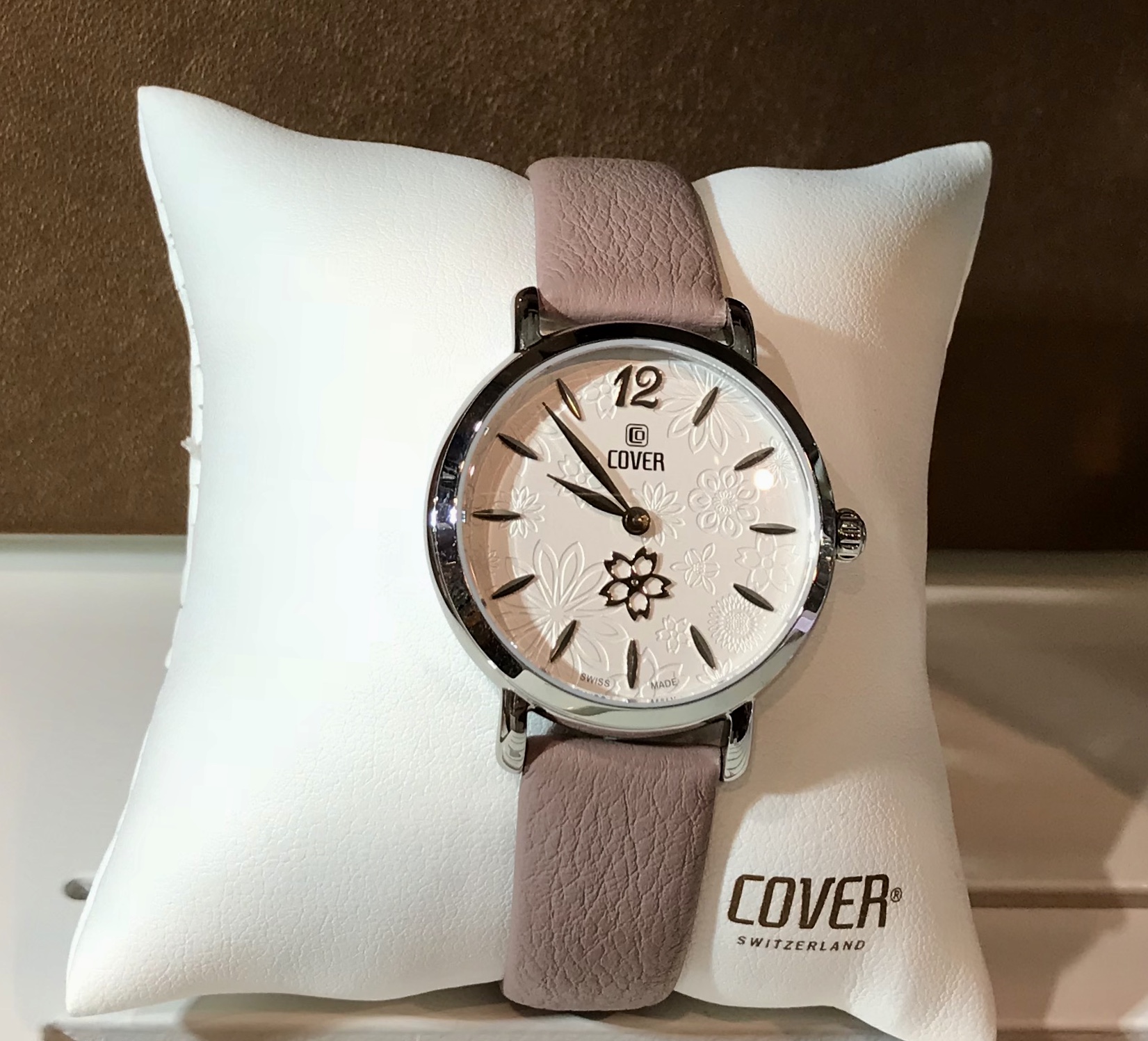 Orologio delle mie brame, dimmi chi è il più in ritardo del reame?